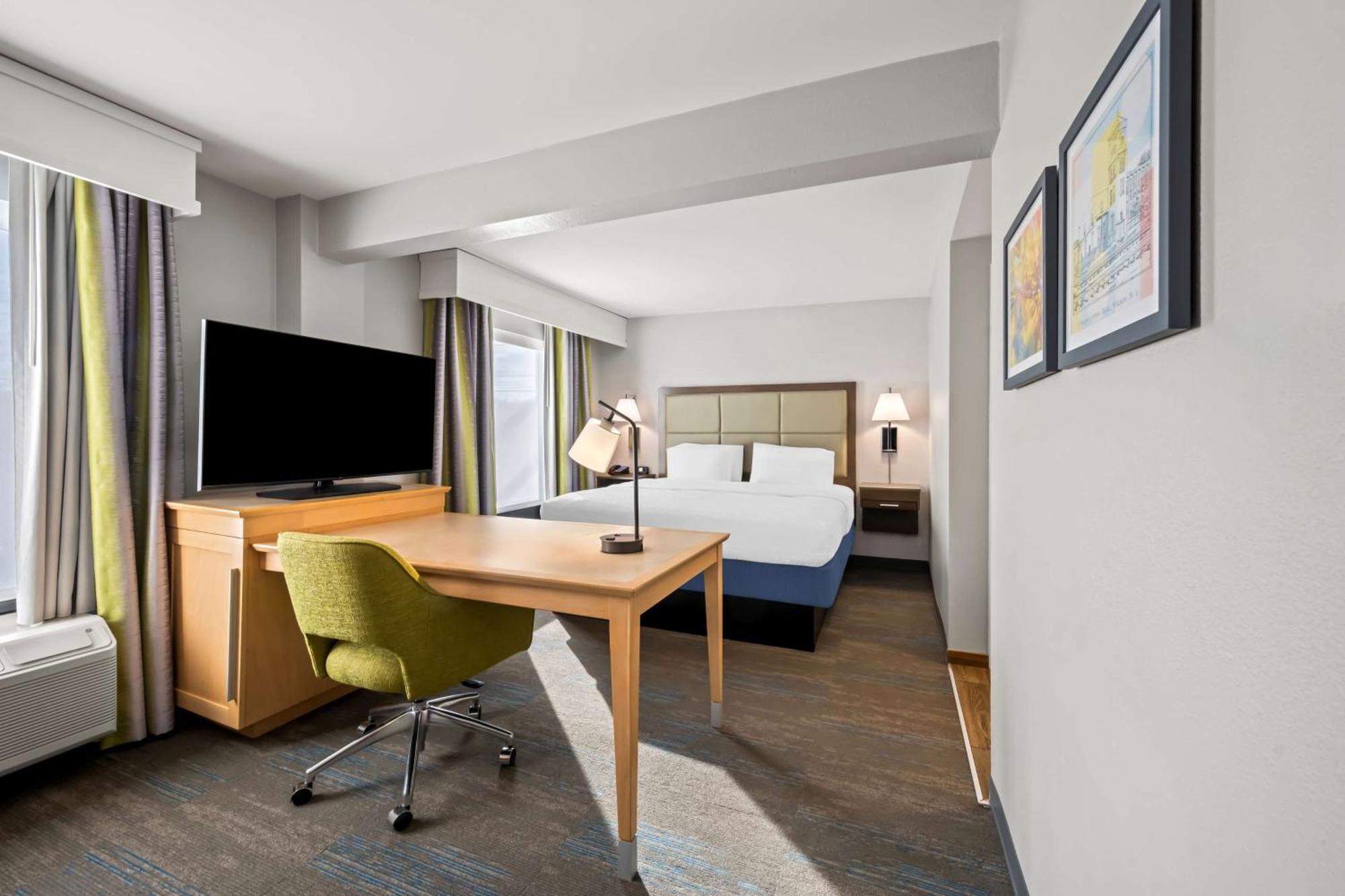 Hotel Hampton & I-95 Wilson