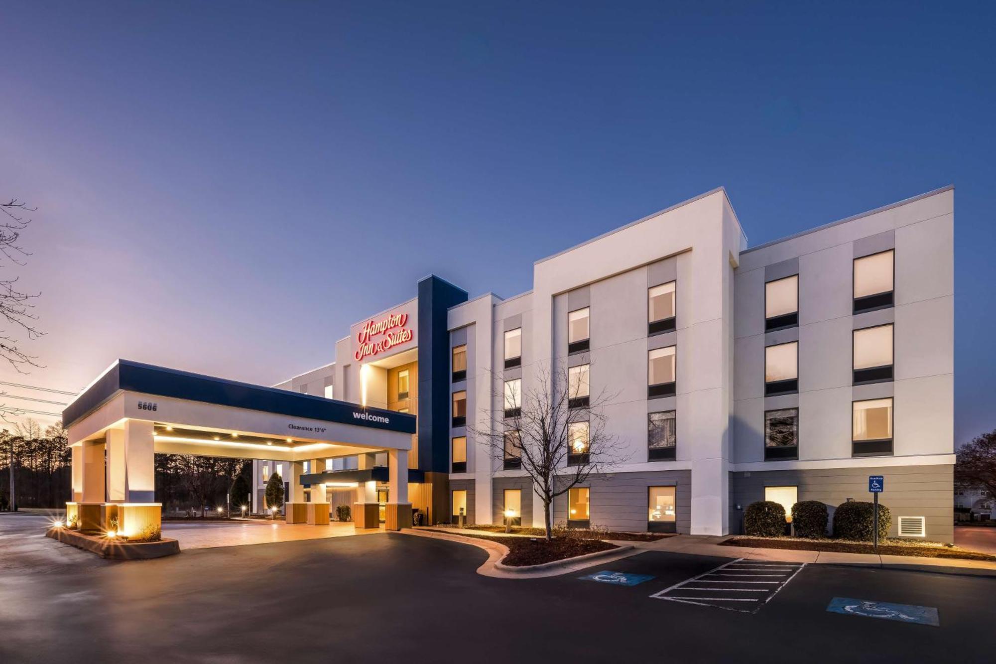 Hampton & I-95 Hotel