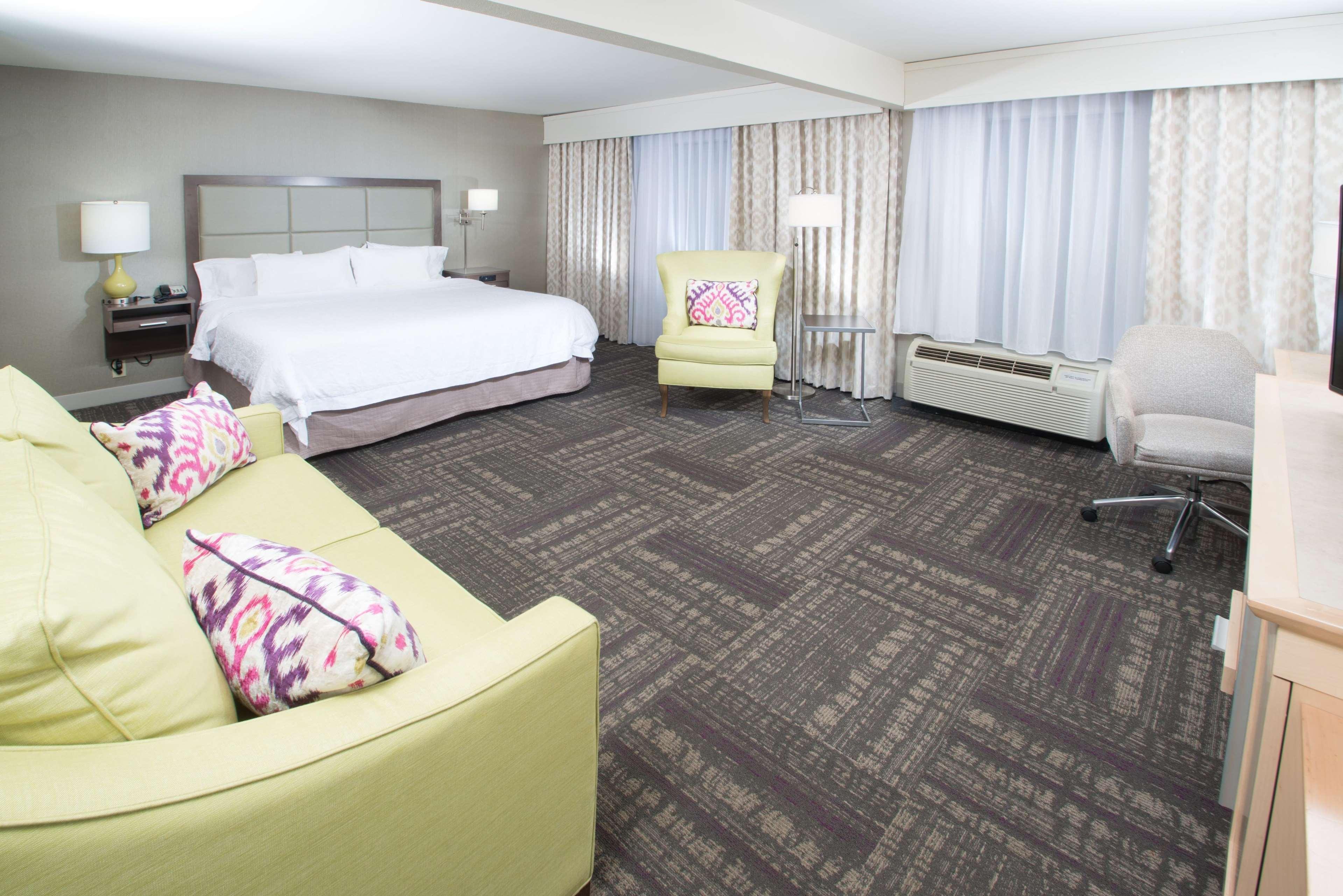 Hotel Hampton & I-95 Wilson