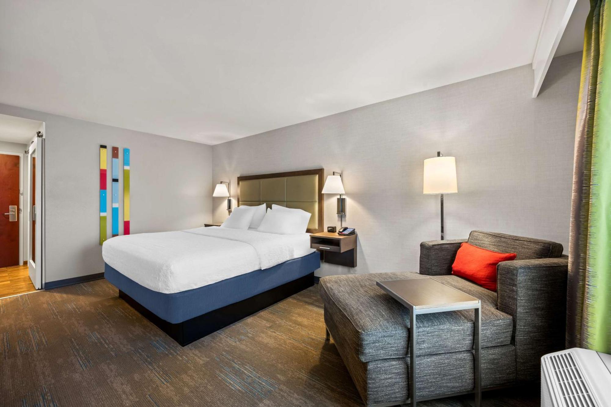 Hampton & I-95 Hotel