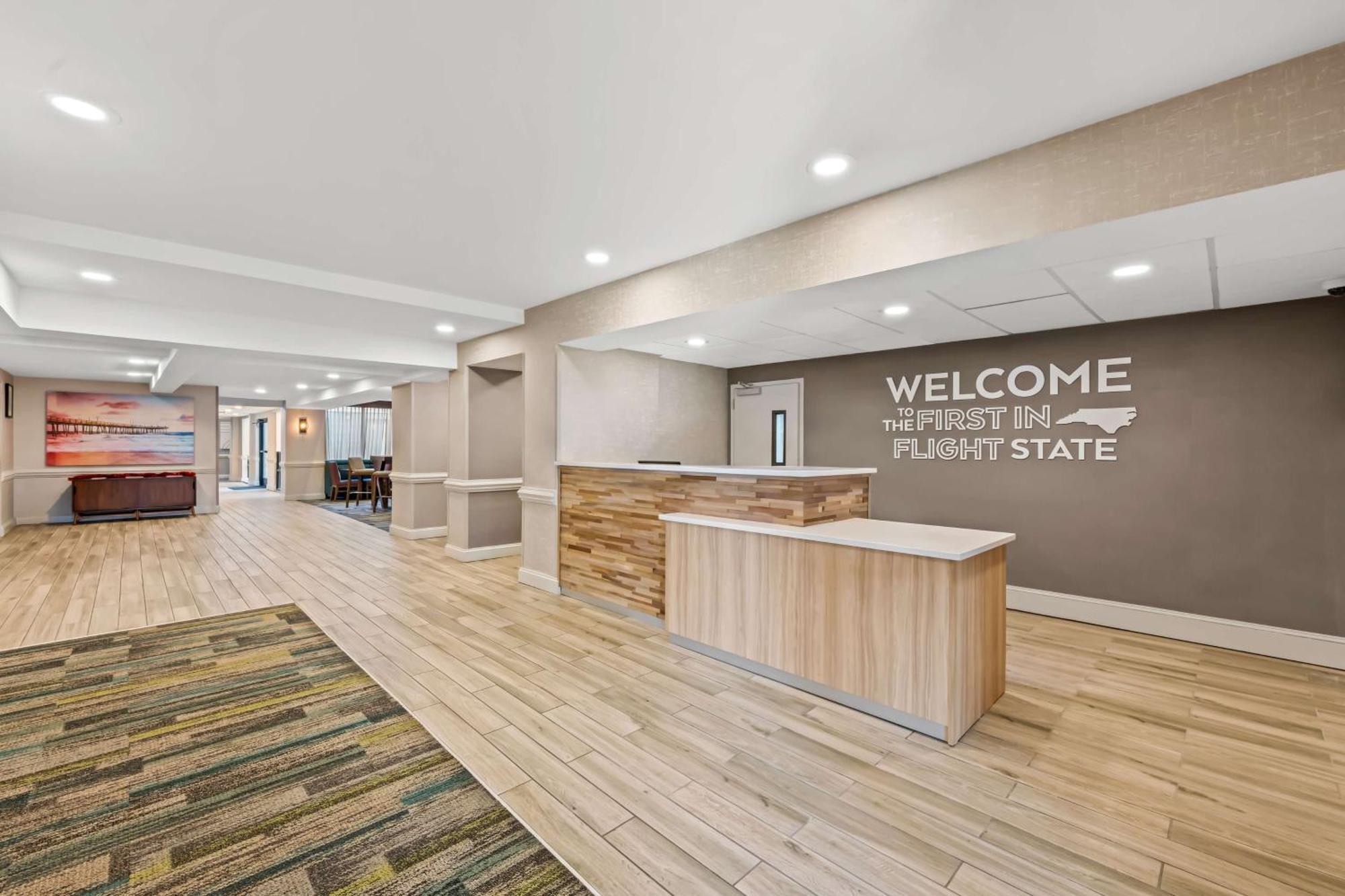 Hampton & I-95 Hotel